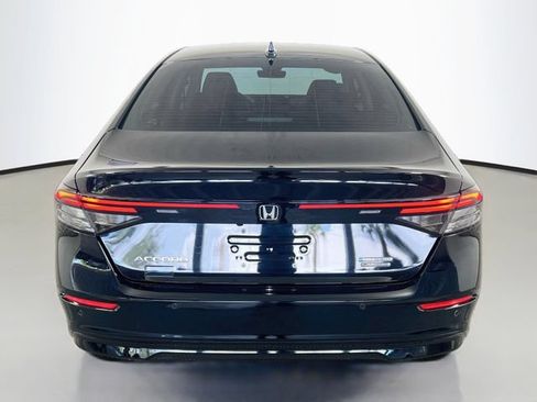 Used 2025 Honda Accord Touring image 7