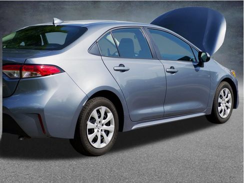 Used 2024 Toyota Corolla LE FWD image 28