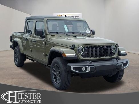 New 2026 Jeep Gladiator Sport AWD/4WD image 1