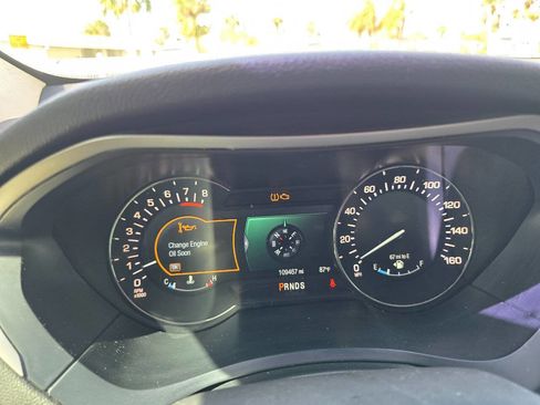 Used 2013 Lincoln MKZ Base V6 4dr Sedan image 10