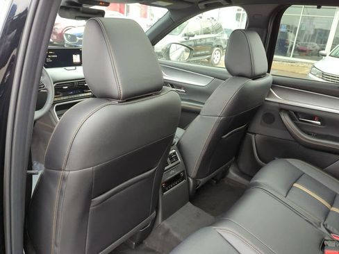 New 2025 MAZDA CX-70 3.3 Turbo w/ Premium Plus Pkg image 16