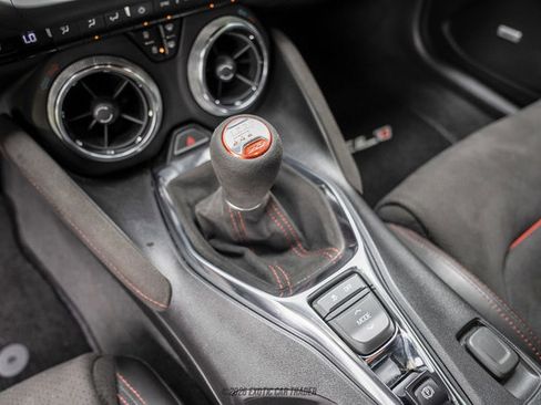Used 2019 Chevrolet Camaro ZL1 RWD image 29