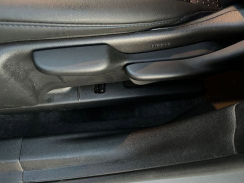 Used 2025 Chevrolet Trax LT image 23