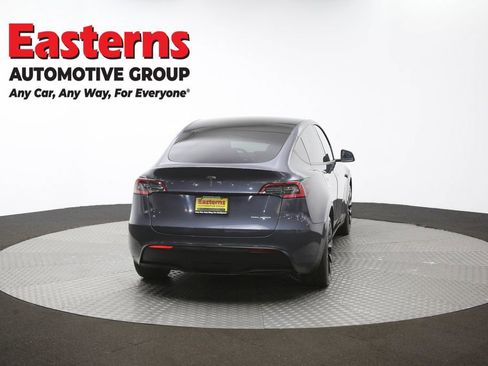 Used 2021 Tesla Model Y Long Range AWD/4WD image 33