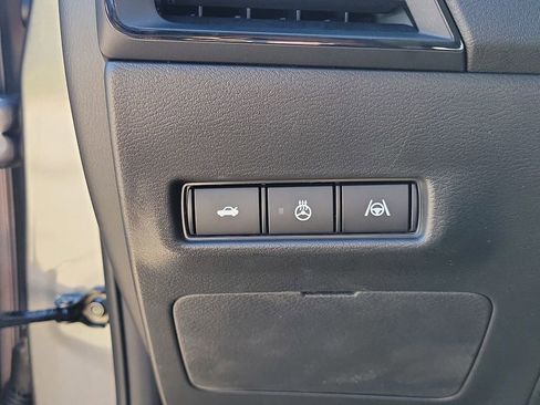 New 2026 Nissan Sentra SR image 33