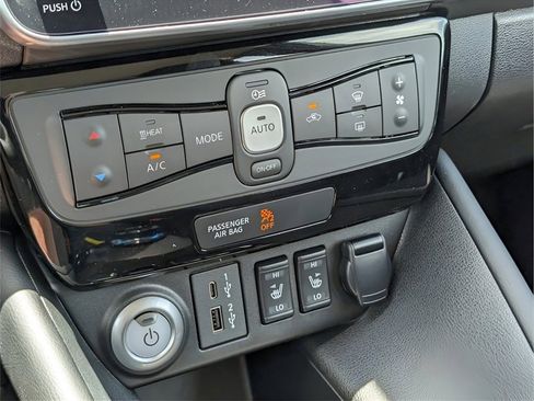 Certified 2024 Nissan Leaf SV Plus image 26