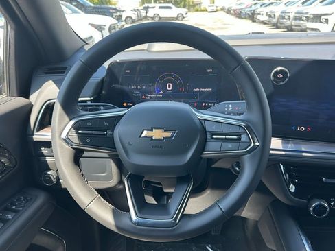 New 2026 Chevrolet Suburban LS w/ LS Custom Edition RWD image 18