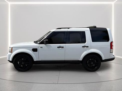 Used 2011 Land Rover LR4 HSE image 2