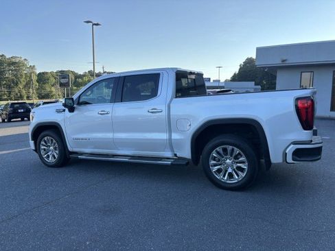 Used 2021 GMC Sierra 1500 Denali w/ Technology Package AWD/4WD image 4