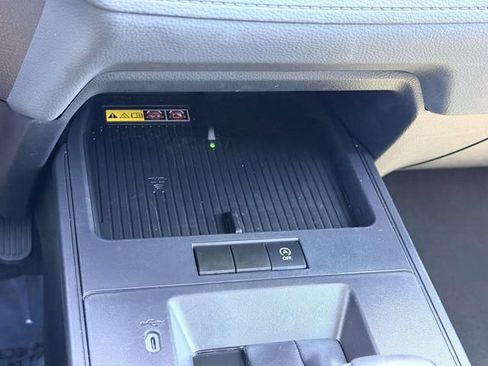 Used 2026 Toyota Corolla Cross LE FWD image 22