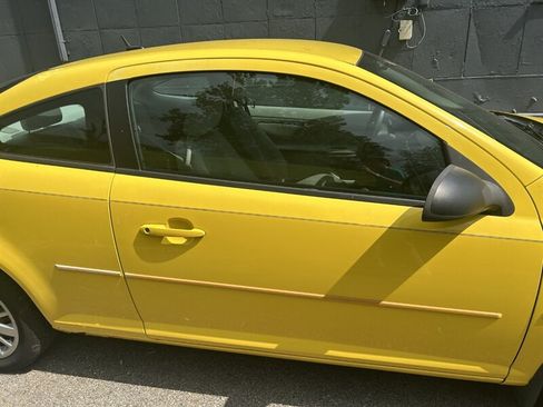 Used 2009 Chevrolet Cobalt LS w/ Protection Package FWD image 20
