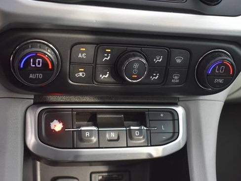 Certified 2020 GMC Acadia SLT AWD/4WD image 36