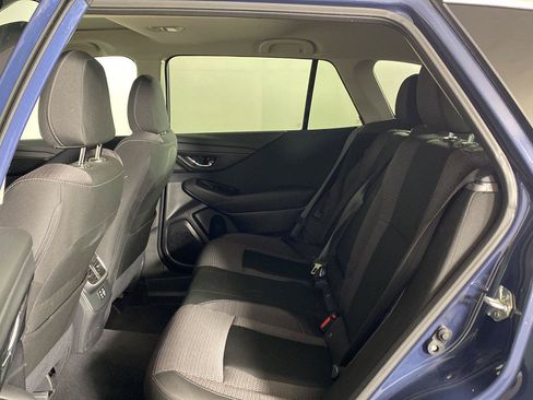 Used 2025 Subaru Outback Premium AWD/4WD image 14