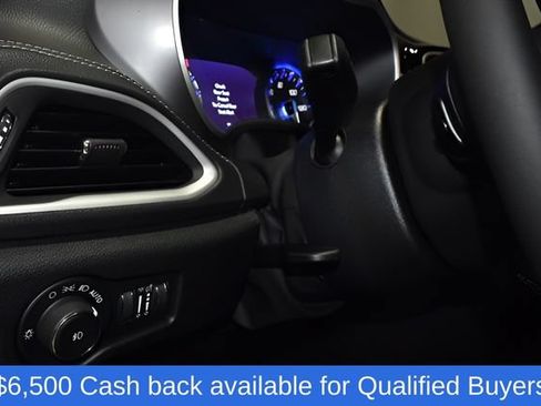 New 2026 Chrysler Pacifica Select FWD image 26