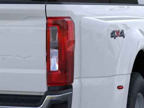 New 2024 Ford F350 XL w/ XL Chrome Package image 21
