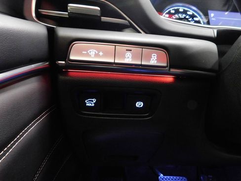 Used 2024 Genesis GV80 2.5T w/ Advanced Package image 28