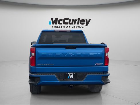 Used 2023 Chevrolet Silverado 1500 RST image 4