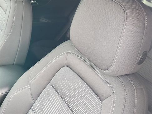 Used 2026 Chevrolet Equinox LT image 24