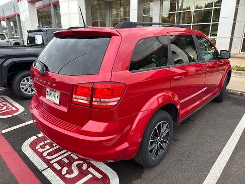 Used 2018 Dodge Journey SE w/ Popular Equipment Group FWD image 4