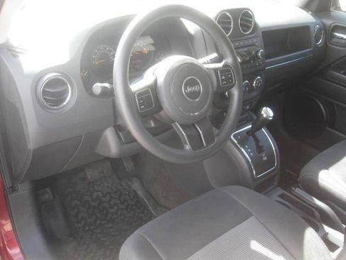 Used 2014 Jeep Patriot Sport w/ Power Value Group AWD/4WD image 15