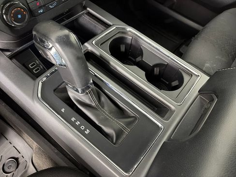 Used 2020 Ford F150 XLT w/ Equipment Group 302A Luxury AWD/4WD image 22