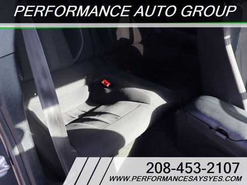 Used 2018 Ford Mustang Coupe image 10