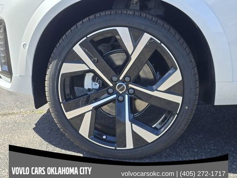 Used 2026 Volvo XC60 B5 Ultra w/ Protection Package Premier AWD/4WD image 12