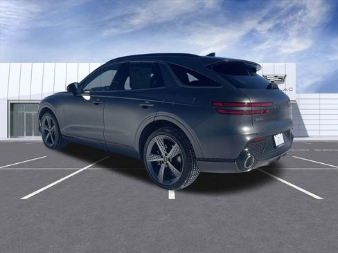 Used 2022 Genesis GV70 3.5T Sport w/ Sport Prestige Package image 6