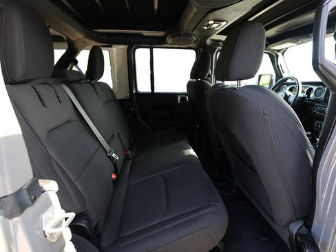 Used 2023 Jeep Wrangler Unlimited w/ Sun & Screen Package AWD/4WD image 23
