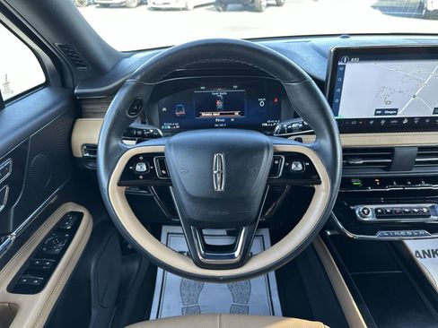 Used 2023 Lincoln Corsair Reserve w/ Equipment Group 201A AWD/4WD image 14