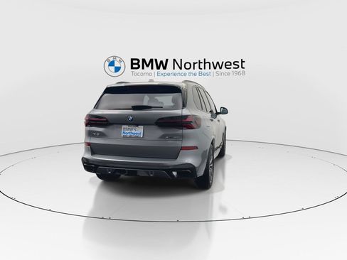 Used 2025 BMW X5 xDrive40i w/ Executive Package AWD/4WD image 2