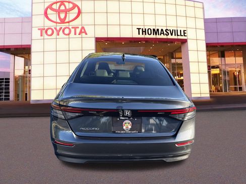 Used 2023 Honda Accord EX image 6