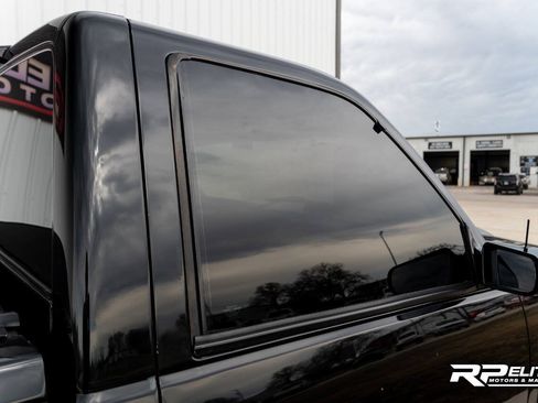 Used 1994 Chevrolet Silverado 1500 2WD Regular Cab image 96