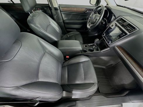 Used 2018 Subaru Outback 2.5i Limited AWD/4WD image 29