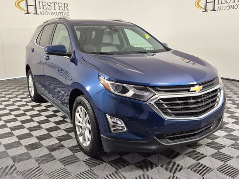 Used 2020 Chevrolet Equinox LT FWD image 2