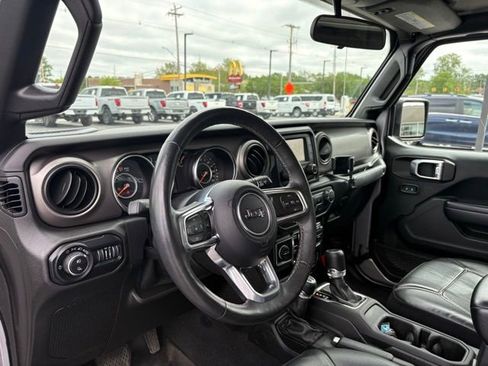 Used 2020 Jeep Gladiator Sport w/ Quick Order Package 24S AWD/4WD image 16