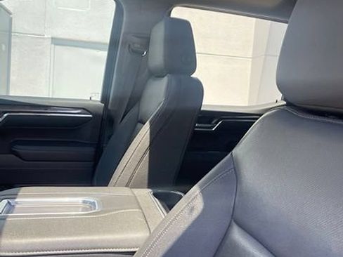 Used 2022 Chevrolet Silverado 1500 LTZ w/ LTZ Premium Package AWD/4WD image 6