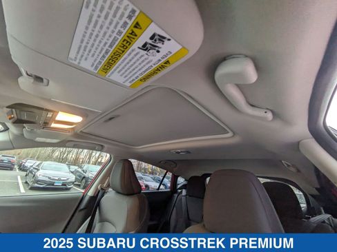 Certified 2025 Subaru Crosstrek 2.0i Premium image 9