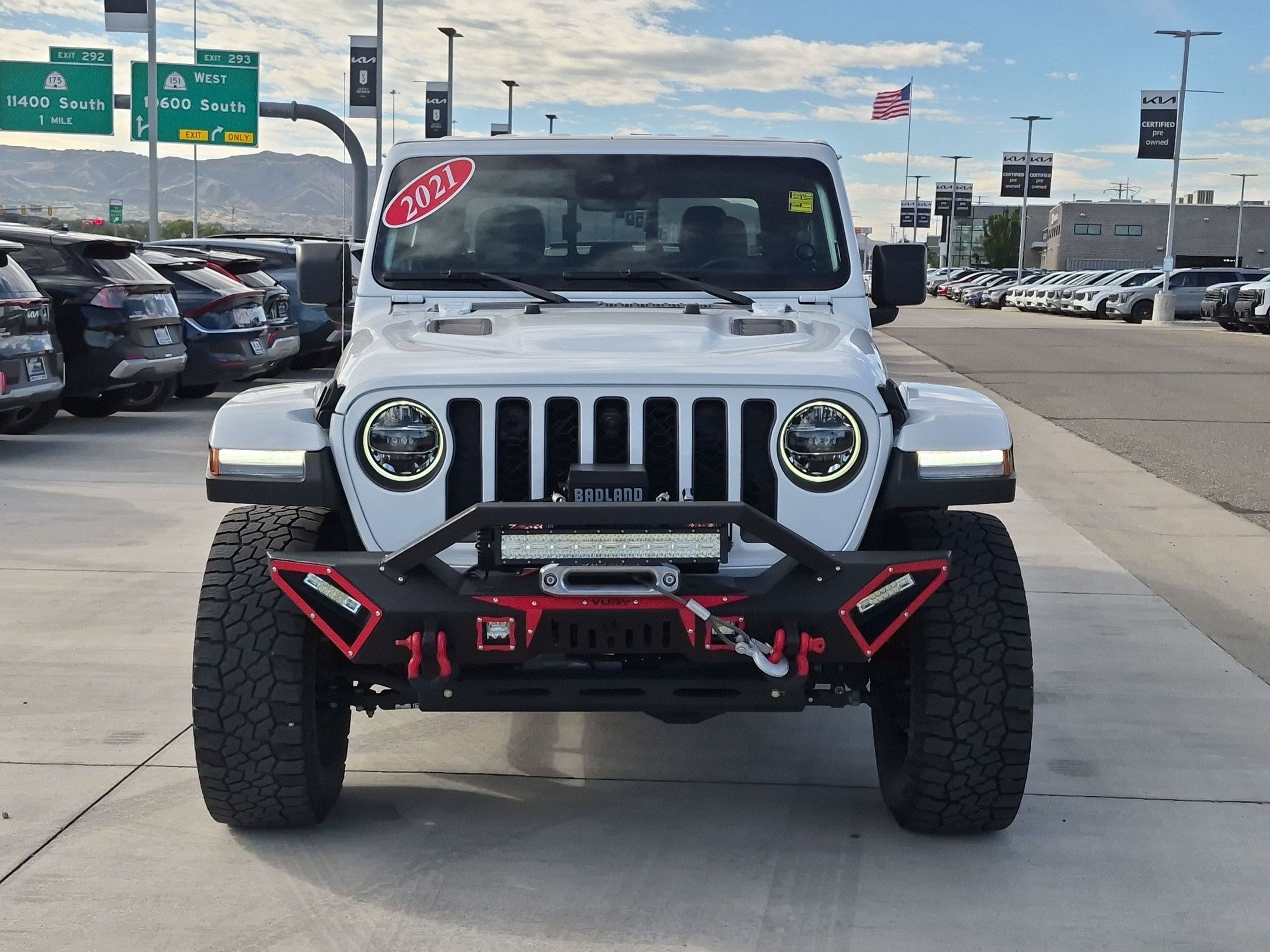 Used 2021 Jeep Gladiator Rubicon AWD/4WD image 9
