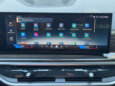 Used 2024 BMW X5 xDrive50e w/ M Sport Package AWD/4WD image 28