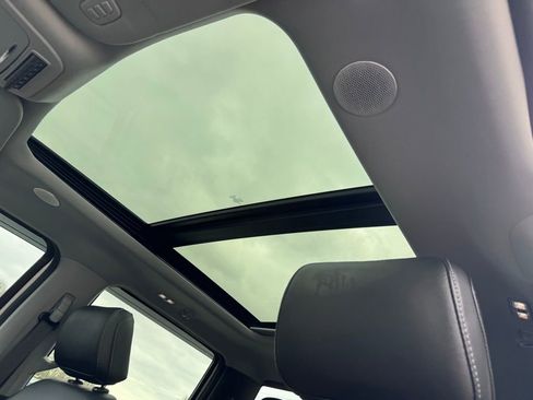 Used 2024 Ford F350 Lariat w/ Lariat Ultimate Package image 8