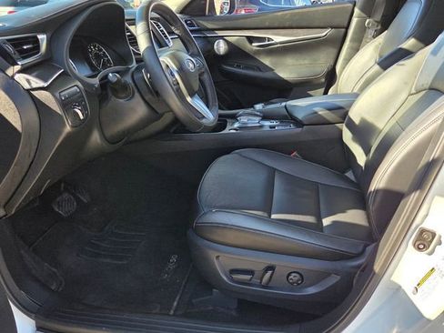 Certified 2023 INFINITI QX50 Luxe image 11