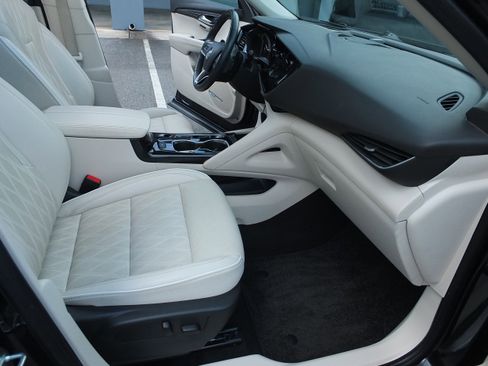 Used 2023 Buick Envision Avenir image 15