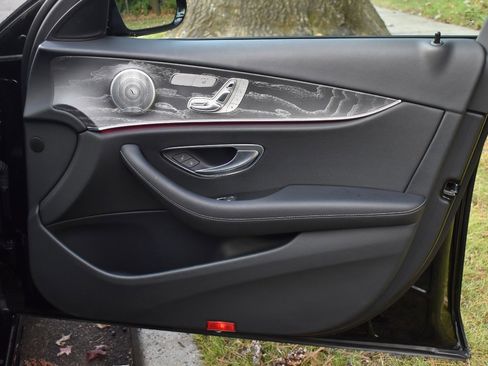 Used 2021 Mercedes-Benz E 350 4MATIC Sedan image 27