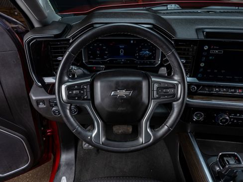 Used 2022 Chevrolet Silverado 1500 RST image 16