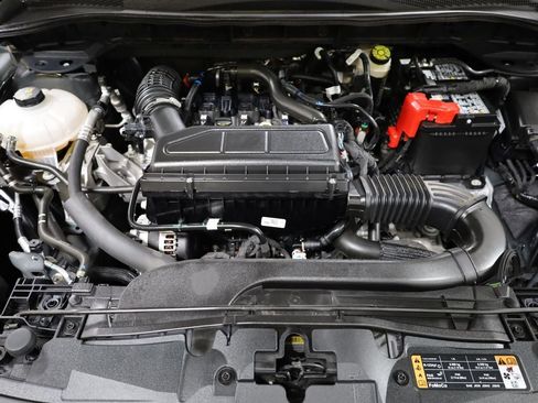 Certified 2025 Ford Escape ST-Line AWD/4WD image 35