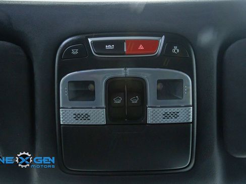 Used 2025 Kia Telluride SX Prestige X-Line AWD/4WD image 19