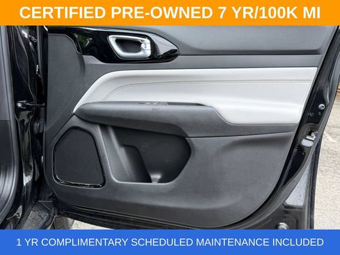 Used 2022 Jeep Compass Limited AWD/4WD image 12