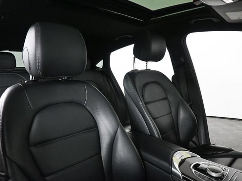 Used 2019 Mercedes-Benz GLC 300 4MATIC Coupe image 22
