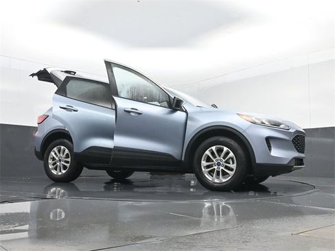 Used 2022 Ford Escape SE w/ Convenience Package image 32